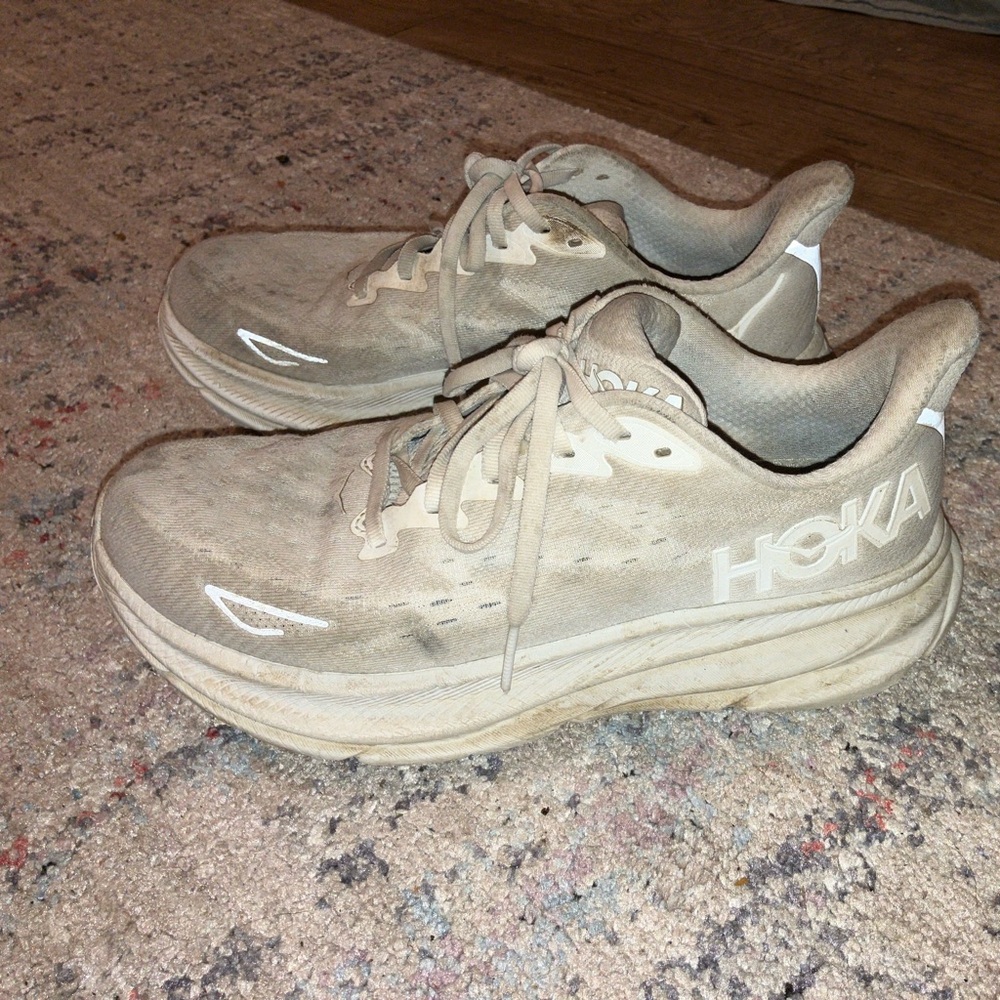 Women HOKA Clifton 9